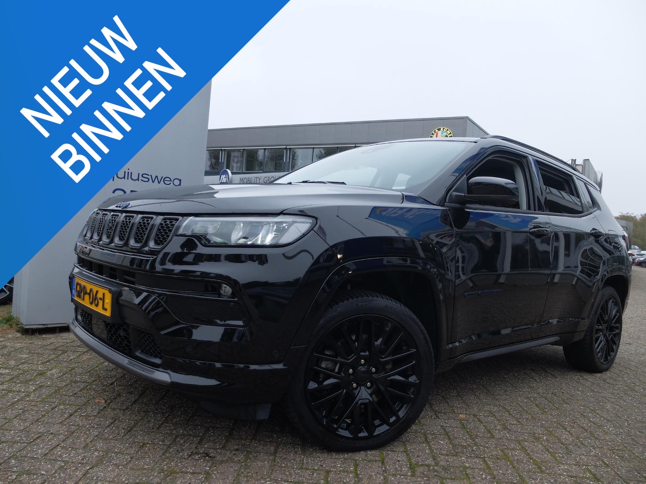 Jeep Compass - 4xe 240 Plug-in Hybrid Electric S Full Option PHEV 4x4 Automaat - AutoWereld.nl