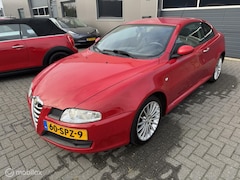 Alfa Romeo GT - 2.0 JTS Progression Nieuwe Apk