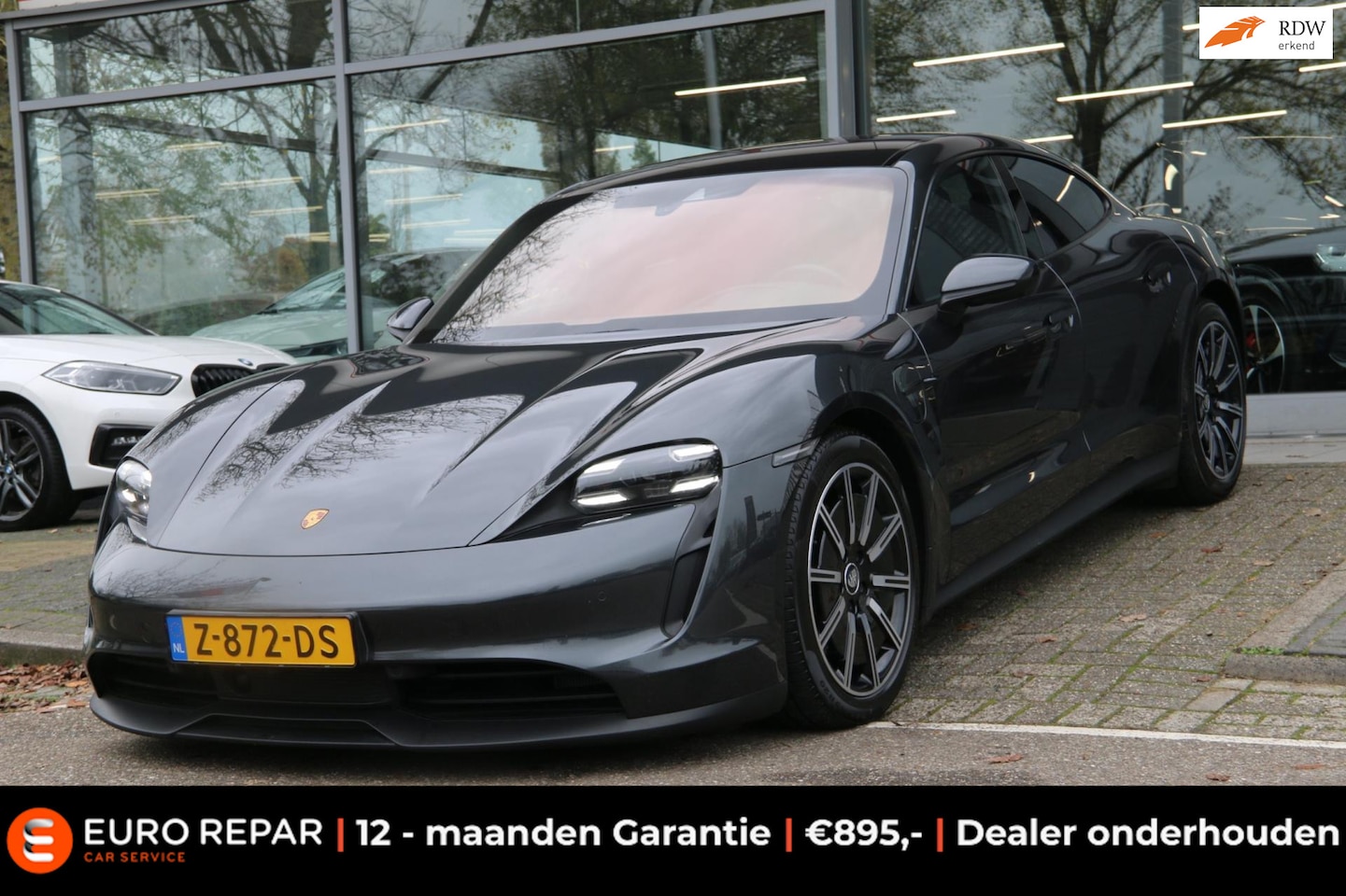 Porsche Taycan - Performance 84 kWh DEALER OND. PANO-DAK! - AutoWereld.nl