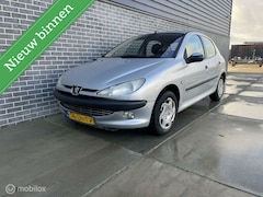 Peugeot 206 - 1.4 Nieuwe APK|NAP|Climate Control|Onderhoudsboek