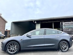 Tesla Model 3 - Long Range AWD 75kWh 351pk aut - panoramadak - nap - navi - autopilot - 3x camera - leer