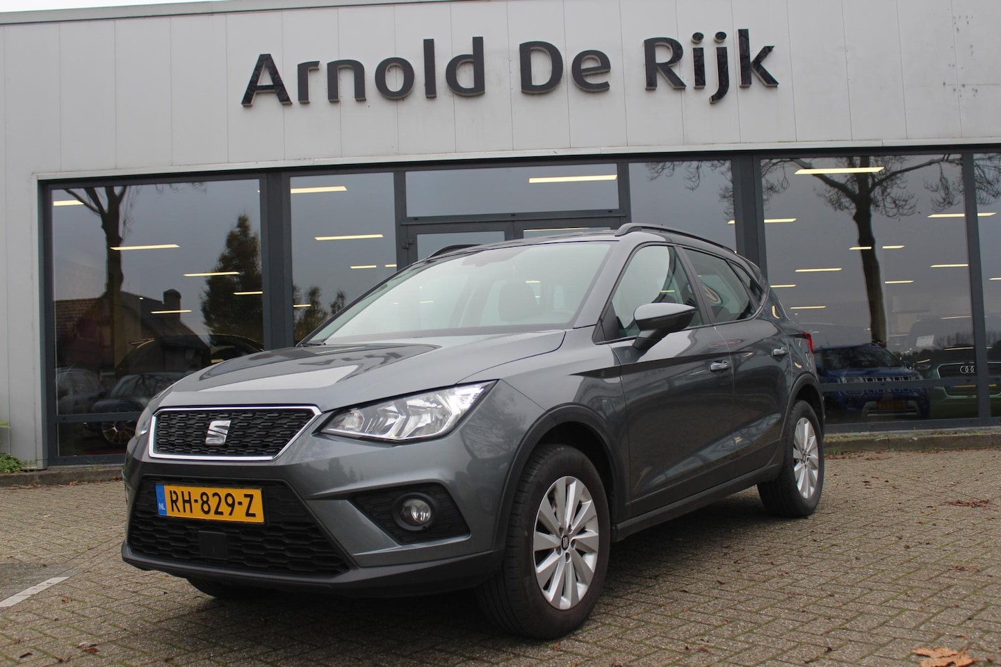 Seat Arona - 1.0 TSI Style Launch Edition 1.0 TSI Style Launch Edition - AutoWereld.nl