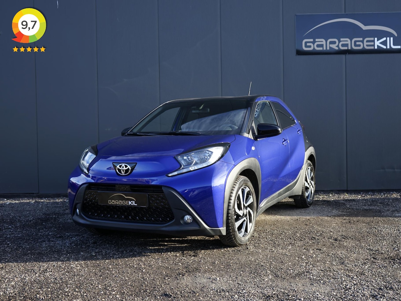 Toyota Aygo X - 1.0 VVT-i MT Pulse 1ste eigenaar / Two Tone / 17'' LM velgen / Camera / dealer onderh. - AutoWereld.nl