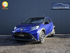 Toyota Aygo X - 1.0 VVT-i MT Pulse 1ste eigenaar / Two Tone / 17'' LM velgen / Camera / Dealer onderh