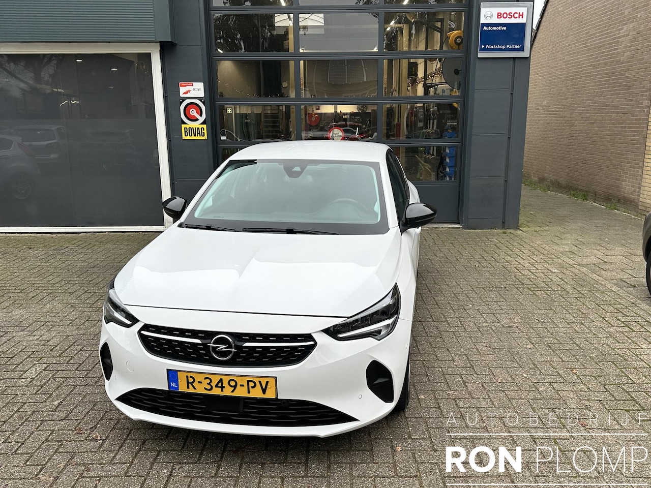 Opel Corsa - 1.2 Turbo 100PK Elegance / Airco/ Navigatie/ Apple Carplay/ Cruise/ VirtualCockpit/ Camera - AutoWereld.nl