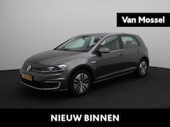 Volkswagen e-Golf - E-DITION | Navigatie | Stoel verwarming