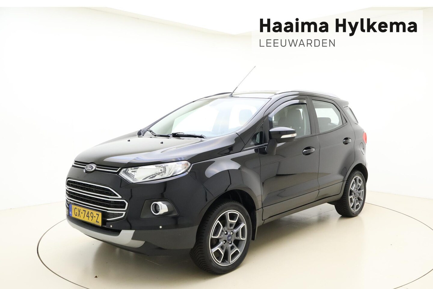 Ford EcoSport - 1.0 EcoBoost Titanium 125 PK | Handgeschakeld | Trekhaak | Lederen bekleding | Climate Con - AutoWereld.nl