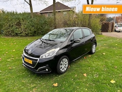 Peugeot 208 - 1.2 5drs - airco - navigatie - complete historie