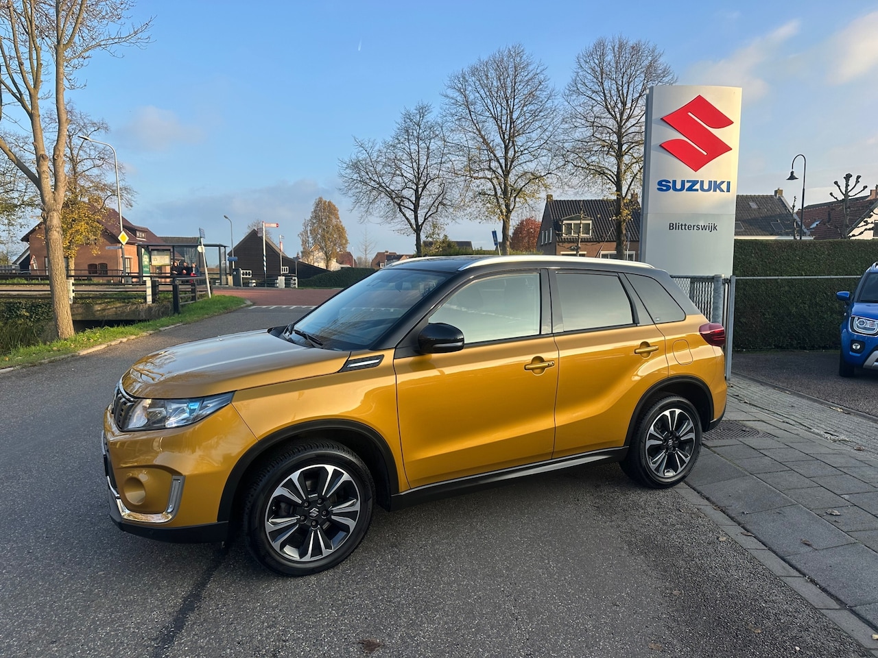 Suzuki Vitara - 1.4 Boosterjet Stijl 140 PK // Trekhaak // Goed onderhouden Vitara // All-season // Panora - AutoWereld.nl