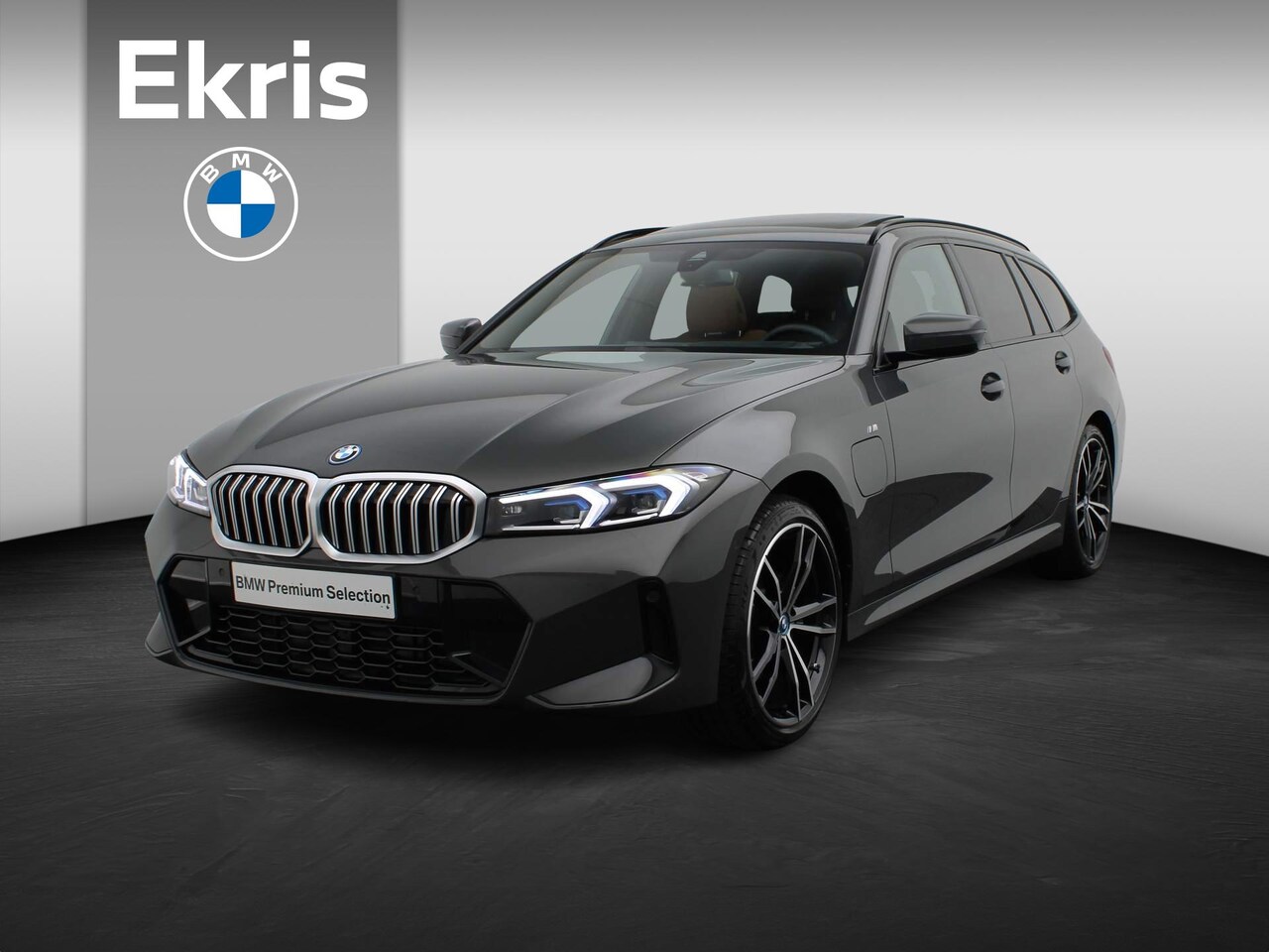 BMW 3-serie Touring - 330e xDrive M Sportpakket | Comfort Pack | Innovation Pack | Trekhaak | Panoramadak | Elek - AutoWereld.nl