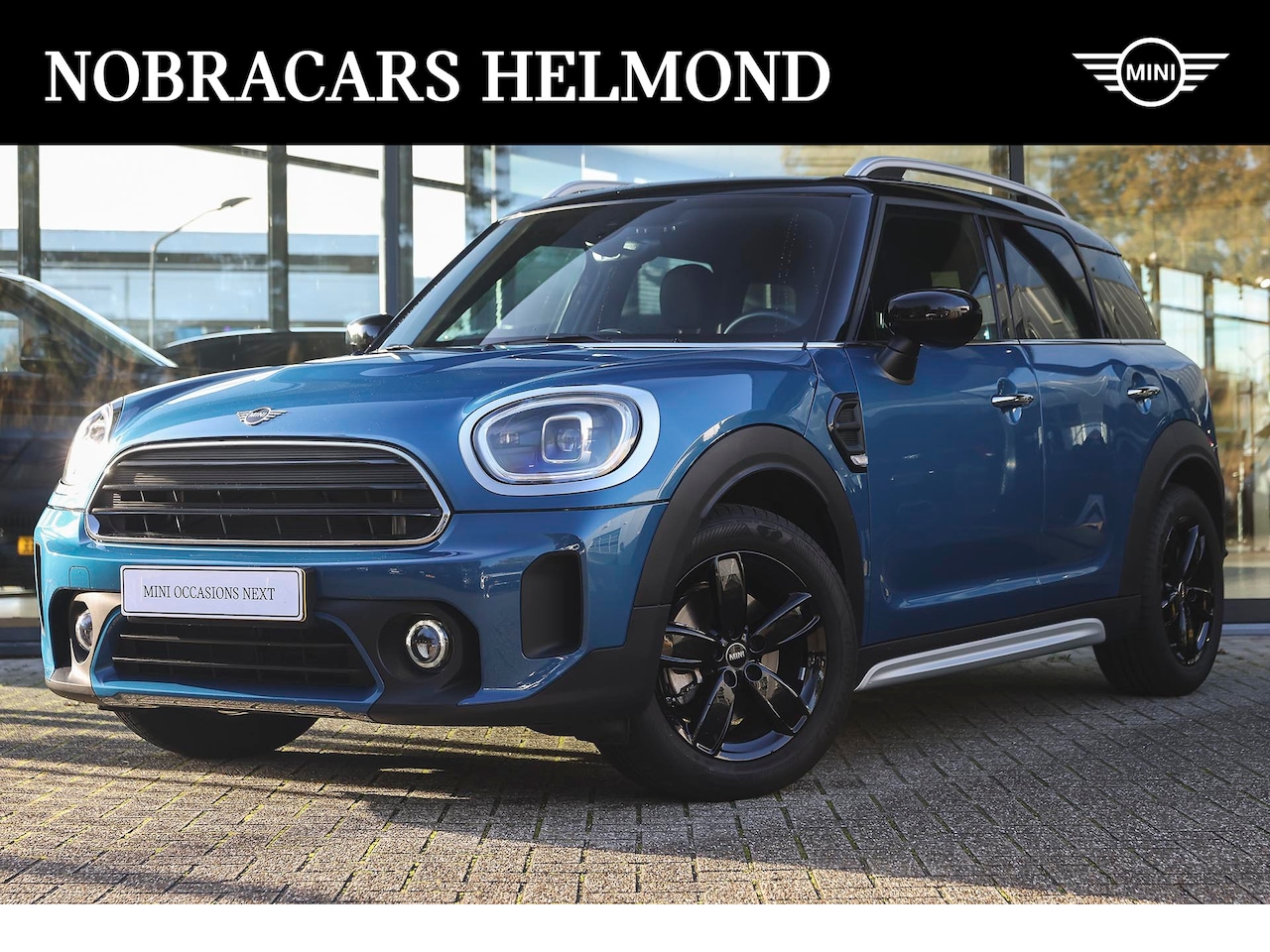 MINI Countryman - Cooper Classic Automaat / Achteruitrijcamera / Comfort Access / Stoelverwarming / LED / Cr - AutoWereld.nl