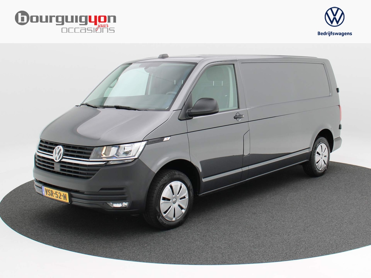 Volkswagen Transporter - 2.0 TDI L2H1 Comfortline | Airco | Trekhaak | Parkeersensoren | App Connect - AutoWereld.nl