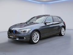 BMW 1-serie - 125i Apple Carplay/Elektrisch schuifdak/M-Sport remklauwen/Sportstoelen/Xenon/Stoelverwarm