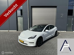 Tesla Model 3 - Long Range AWD pearl White 75 kWh Trekhaak