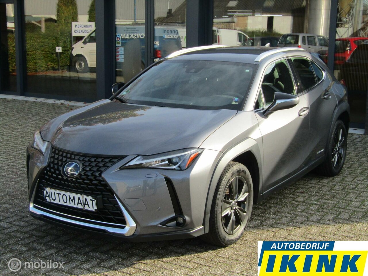 Lexus UX - 250h Business Line | Camera, Trekhaak - AutoWereld.nl