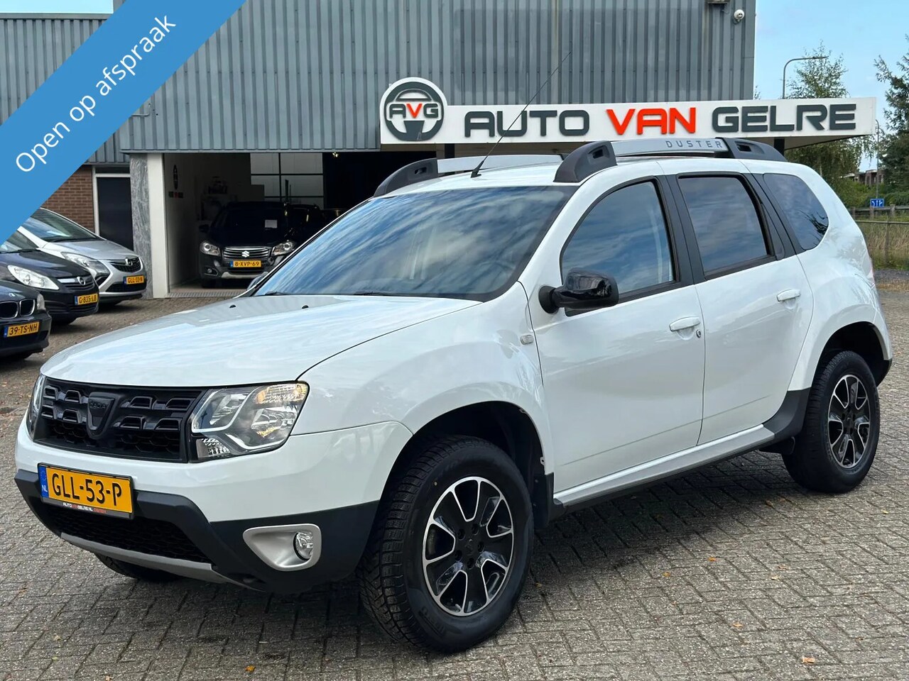 Dacia Duster - 1.2 TCe 4x2 Blackshadow Camera*PDC*Cruise*Navi - AutoWereld.nl