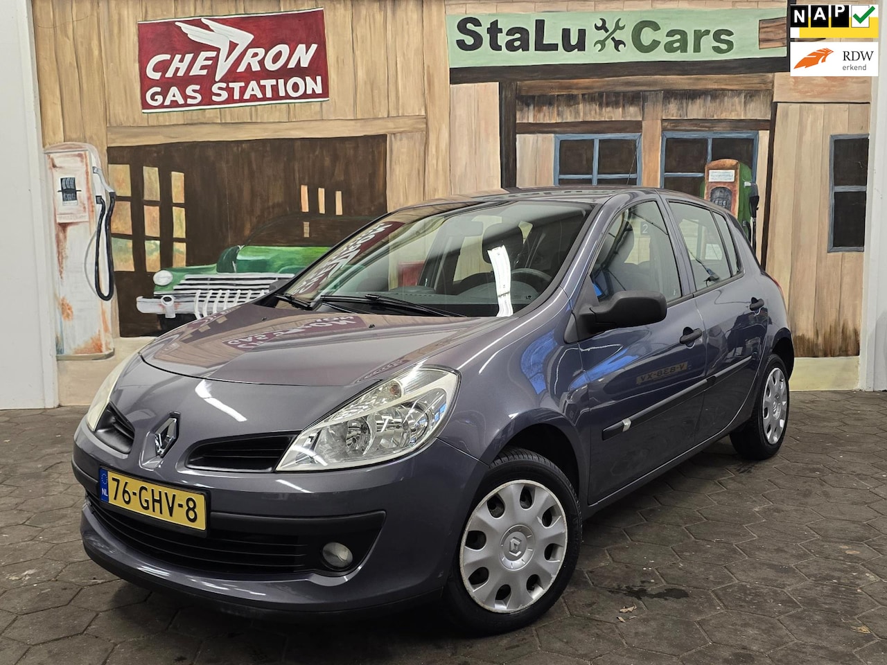 Renault Clio - 1.2-16V Special Line/AIRCO/N.A.P/APK 07-2025/ - AutoWereld.nl