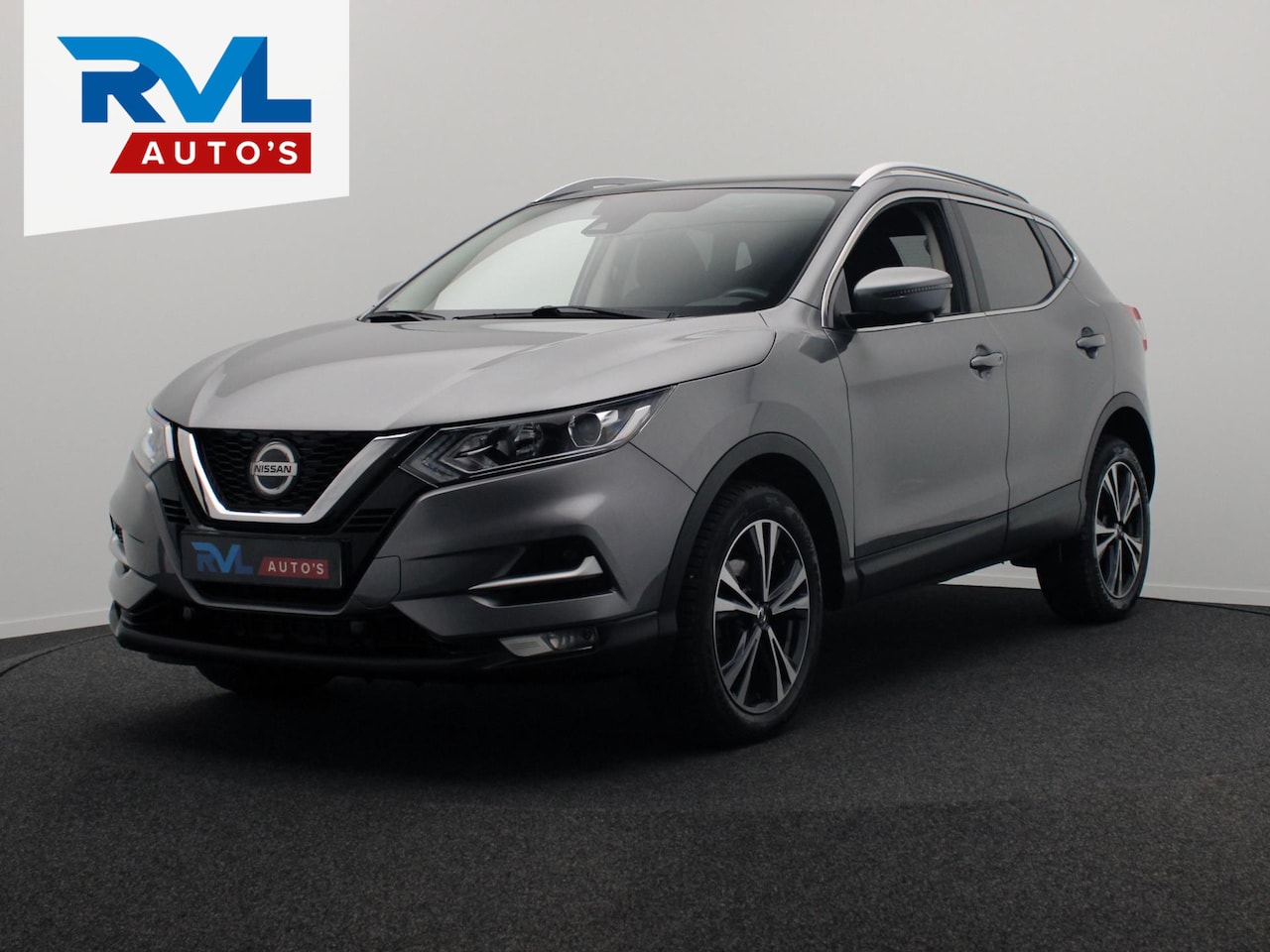 Nissan Qashqai - 1.3 DIG-T Design Edition Automaat Carplay 360° Camera Panorama-dak Navigatie * 1e Eigenaar - AutoWereld.nl