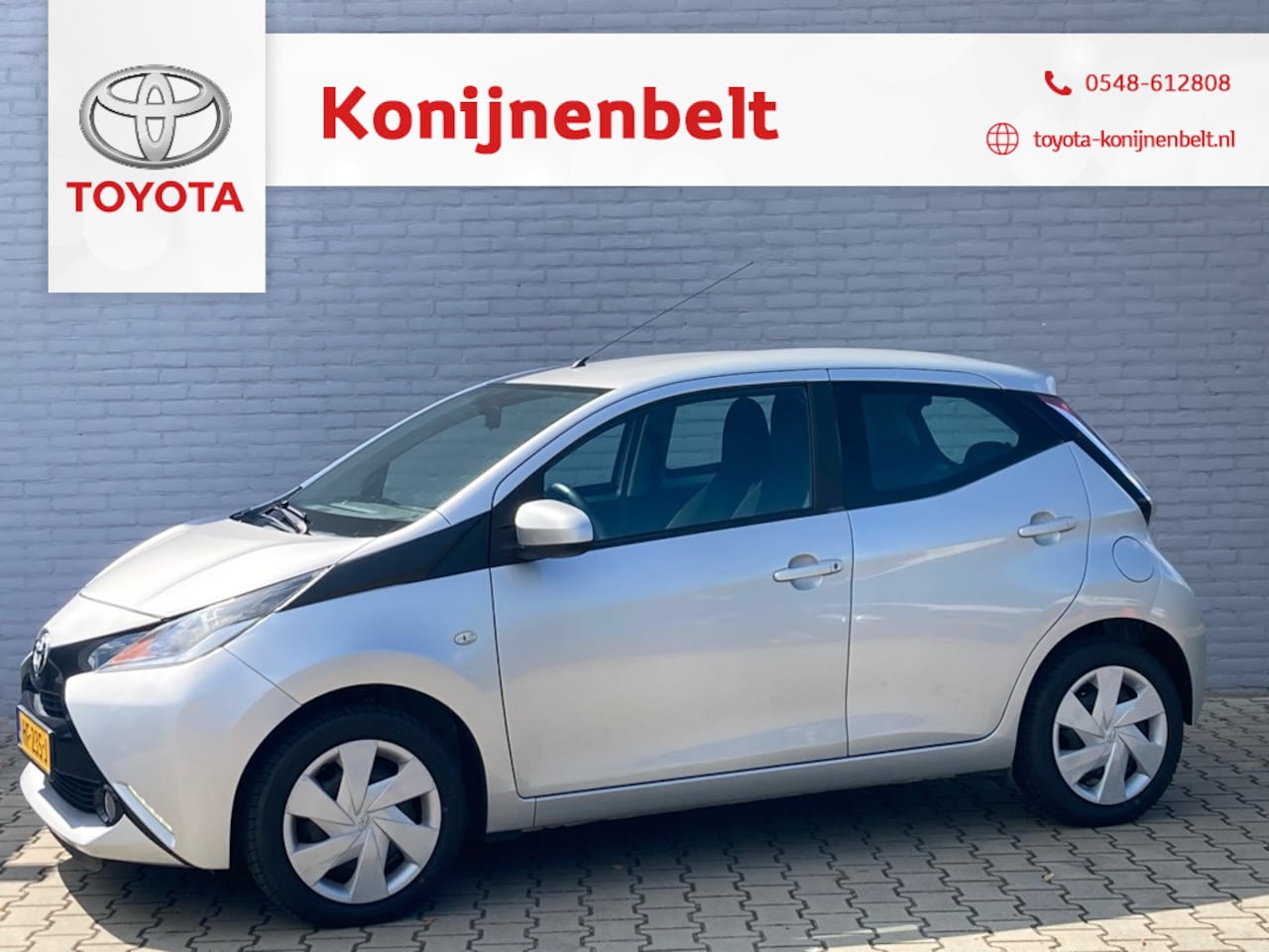 Toyota Aygo - 1.0 VVT-i x-play Automaat 5-deurs - AutoWereld.nl