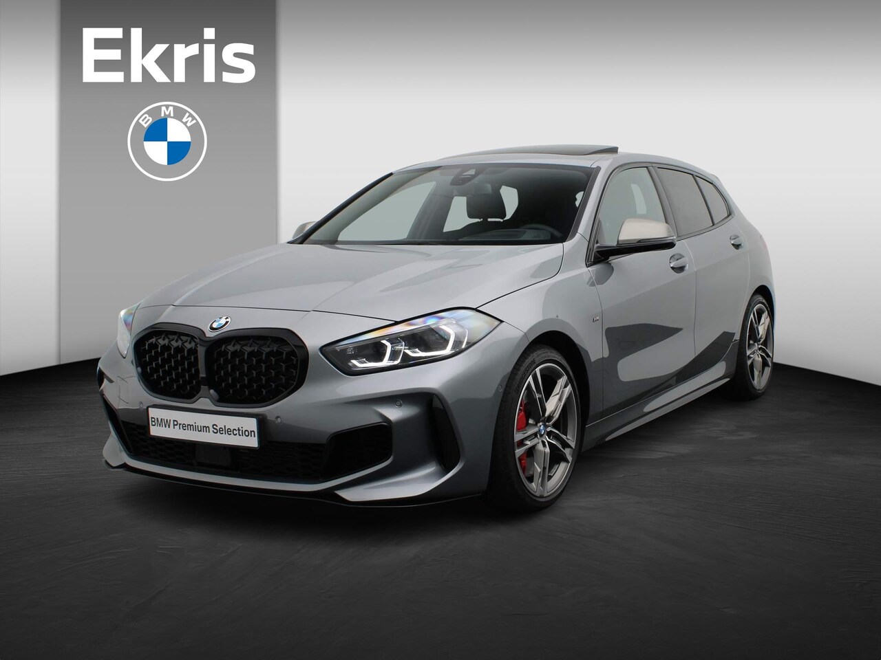 BMW 1-serie - 5-deurs M135i xDrive M Sportpakket Pro | Innovation Pack |  Comfort Pro Pack | Travel Pack - AutoWereld.nl