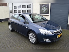 Opel Astra - 1.6 Sport Edition Trekhhaak/Airco/Sportvelgen enz