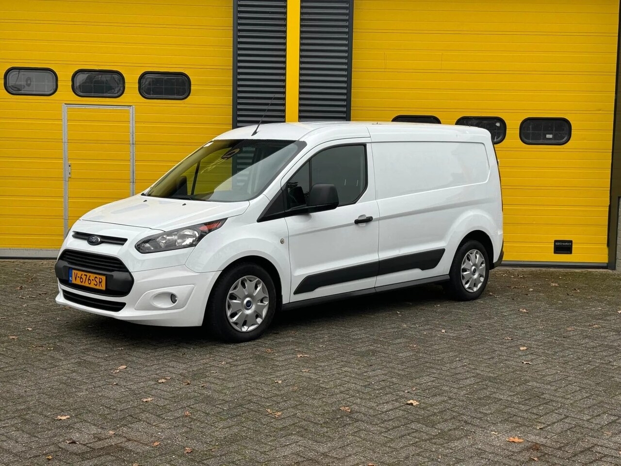 Ford Transit Connect - EU6 maxi Airco/Cruise/Navi/Camera - AutoWereld.nl