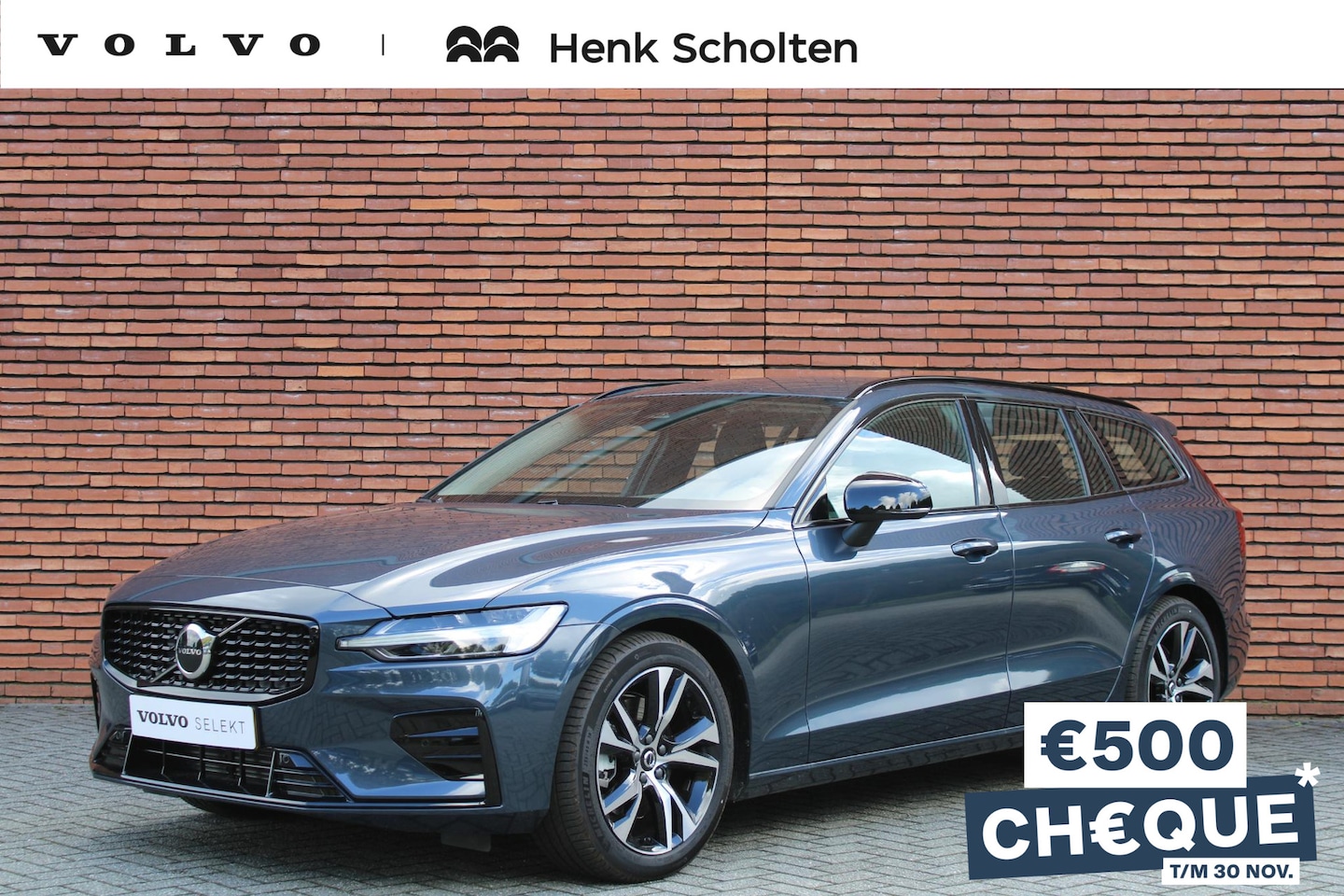 Volvo V60 - B4 AUT7 197PK Plus Dark, Adaptieve Cruise Control met stuurhulp, Parkeer camera, BLIS dode - AutoWereld.nl