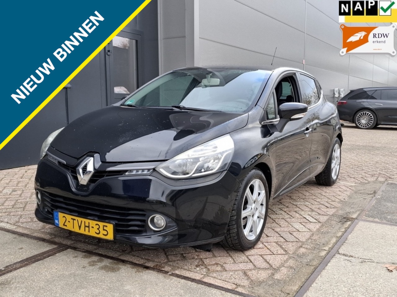 Renault Clio - 1.5 dCi Night&Day 3 STUKS Navi/Led Voll. Onderhouden! - AutoWereld.nl