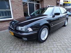 BMW 5-serie Touring - 523i Executive Automaat