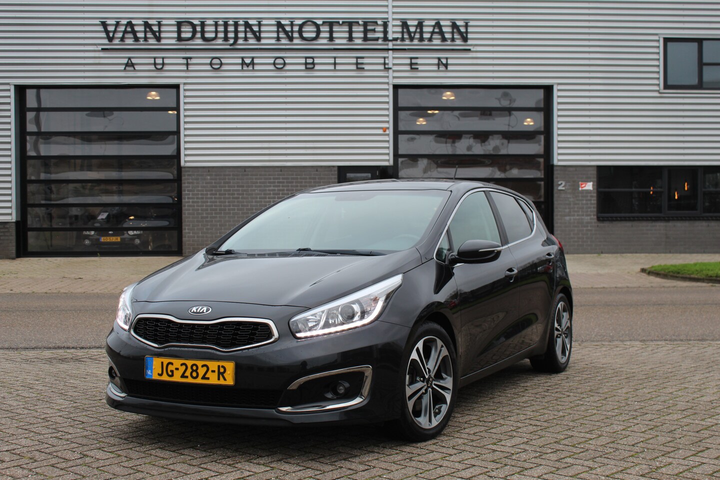 Kia Cee'd - 1.0 T-GDi DynamicLine / Camera / Navigatie / N.A.P. - AutoWereld.nl