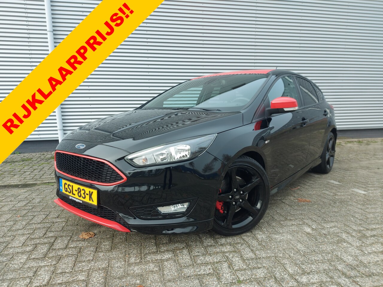 Ford Focus - 1.5 ST-Line 1.5 ST line, applecarplay/android,airco,cruise,stoelverwarming,parkeersensoren achter, - AutoWereld.nl