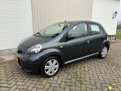 Toyota Aygo - 1.0-12V Now AIRCO, TOPSTAAT! 1ste eigenaar, Volledige historie!