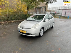 Toyota Prius - 1.5 VVT-i