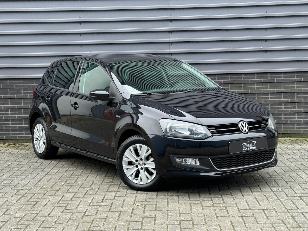 Volkswagen Polo - 1.2 Life | Carplay | Stoelvw | Cruise | PDC - AutoWereld.nl