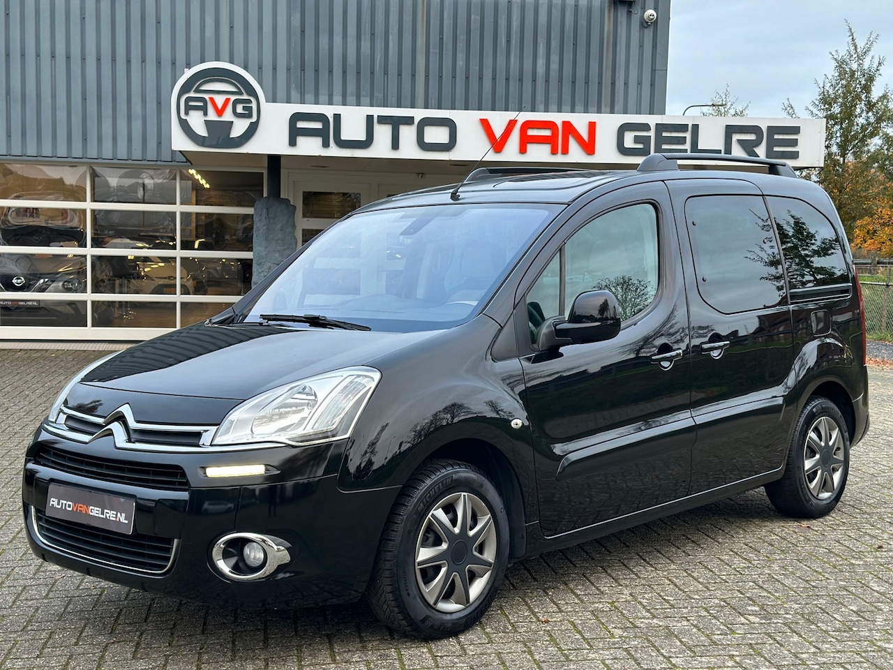 Citroën Berlingo - 1.6 VTi MultiSpace*Pano*PDC CRUISE *TREKHAAK*2xSchuifdeur - AutoWereld.nl