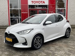 Toyota Yaris - 1.5 HYBRID DYNAMIC KEYLESS APPLE/ANDROID CLIMA AD-CRUISE 16" LM-VELGEN NL-AUTO