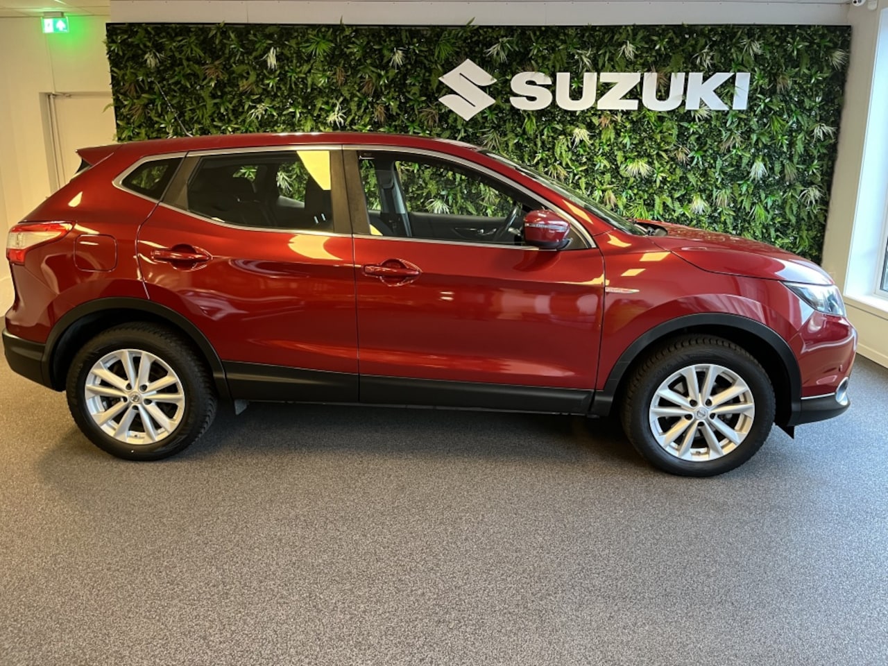 Nissan Qashqai - 1.2 Connect Clima Trekhaak 1.2 Connect Edition - AutoWereld.nl