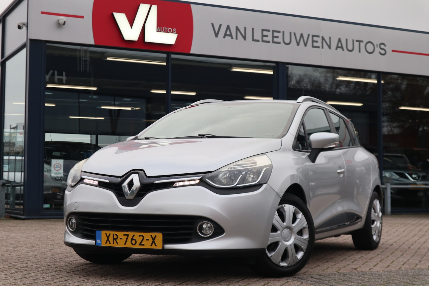 Renault Clio Estate - 0.9 TCe Limited | Nieuw Binnen! | Airco | Navi | Cruise - AutoWereld.nl