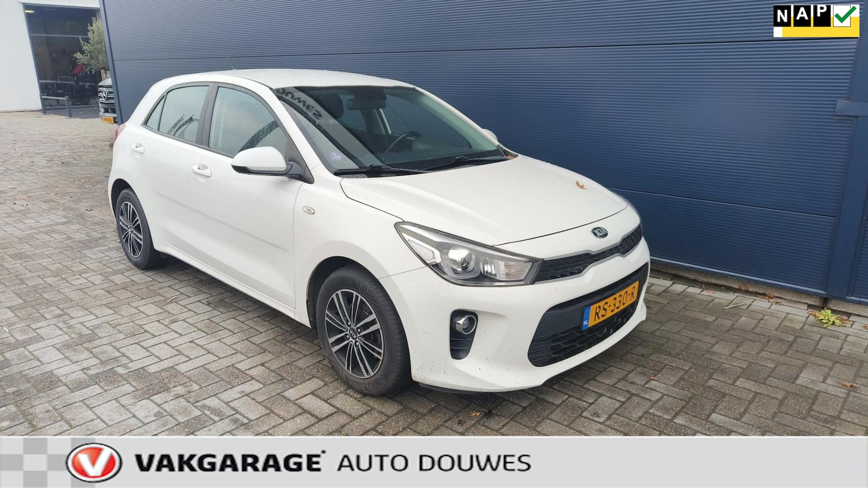 Kia Rio - 1.0 TGDI ComfortPlusLine Navigator |NAP | Cruise | 5drs. | Camera | Carplay | DAB - AutoWereld.nl