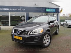 Volvo XC60 - 2.0T Momentum AUTOMAAT / NAVI