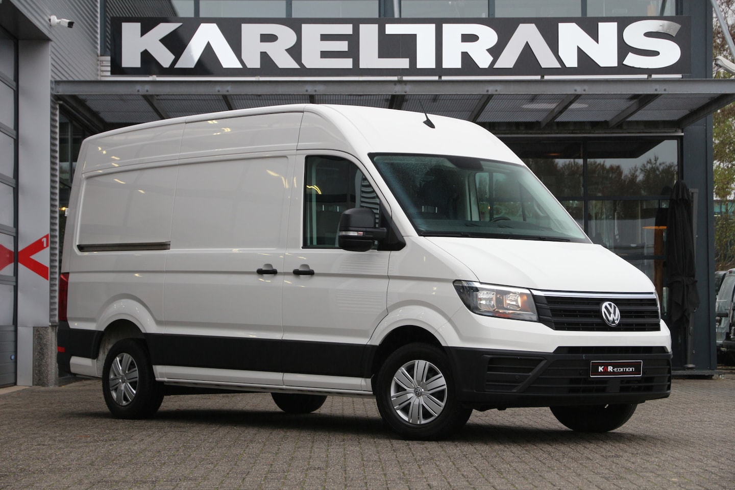 Volkswagen Crafter - 2.0 TDI 140 | Aut.| L2H2 | Stoelverwarming | Cruise | Airco.. - AutoWereld.nl