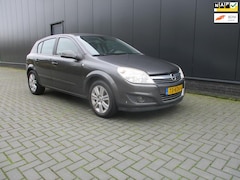 Opel Astra - 1.6 Cosmo / 127000 k.m. / lederen interieur