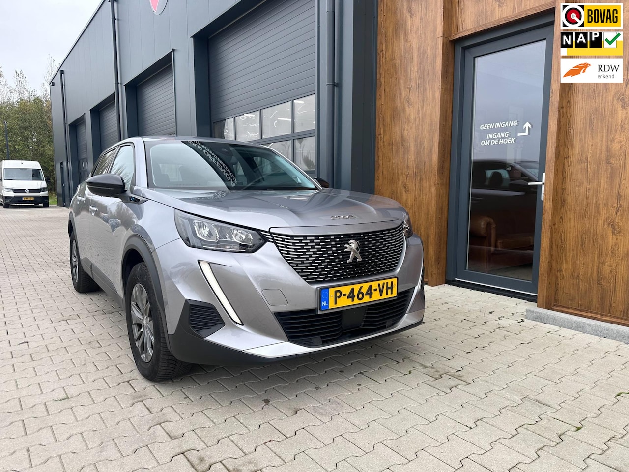 Peugeot e-2008 - EV Active Pack 50 kWh 54761 km - AutoWereld.nl