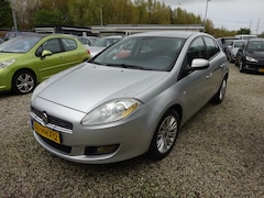 Fiat Bravo - 1.4 T-Jet Corporate, Airco, Cruisecontrol, 1e Eigenaar