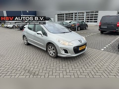 Peugeot 308 - 1.6 VTi Première airco navi LM 4-deurs