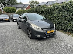 Peugeot 208 - 1.4 VTi Griffe | Leer | Navi | Autom. Airco | Cruise Control | LMV | PDC | Privacy Glass |