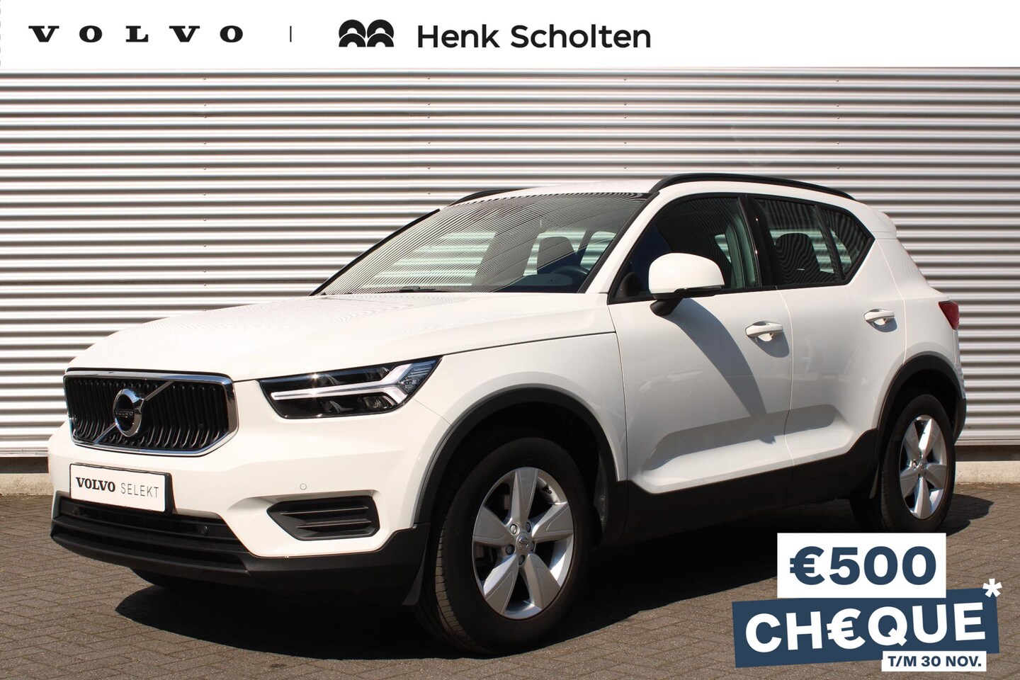 Volvo XC40 - T2 AUT8 129PK Momentum Core, Park Assist Voor & Achter incl. Achteruitrijcamera, Apple Car - AutoWereld.nl