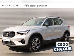 Volvo XC40 - B4 AUT7 197PK Plus Dark, Verwarmbare Voorruit, Trekhaak, Apple Carplay/Android Auto, Adapt