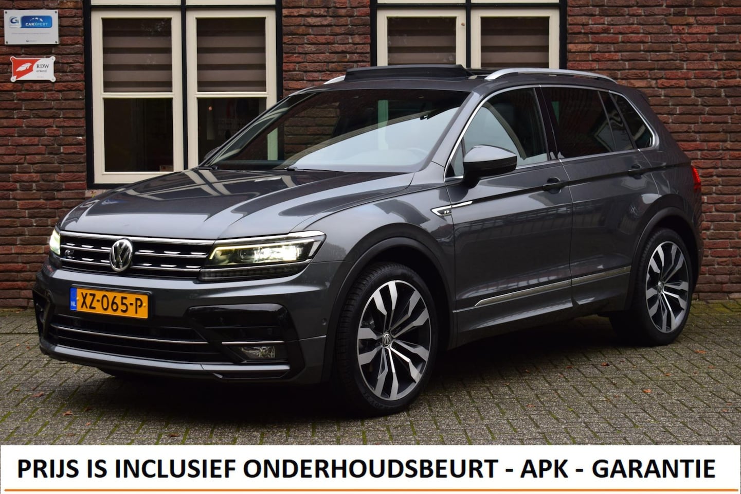 Volkswagen Tiguan - 1.5 TSI DSG R-line Highline Panoramadak | 20Inch | Camera | Virtueel cockpit - AutoWereld.nl