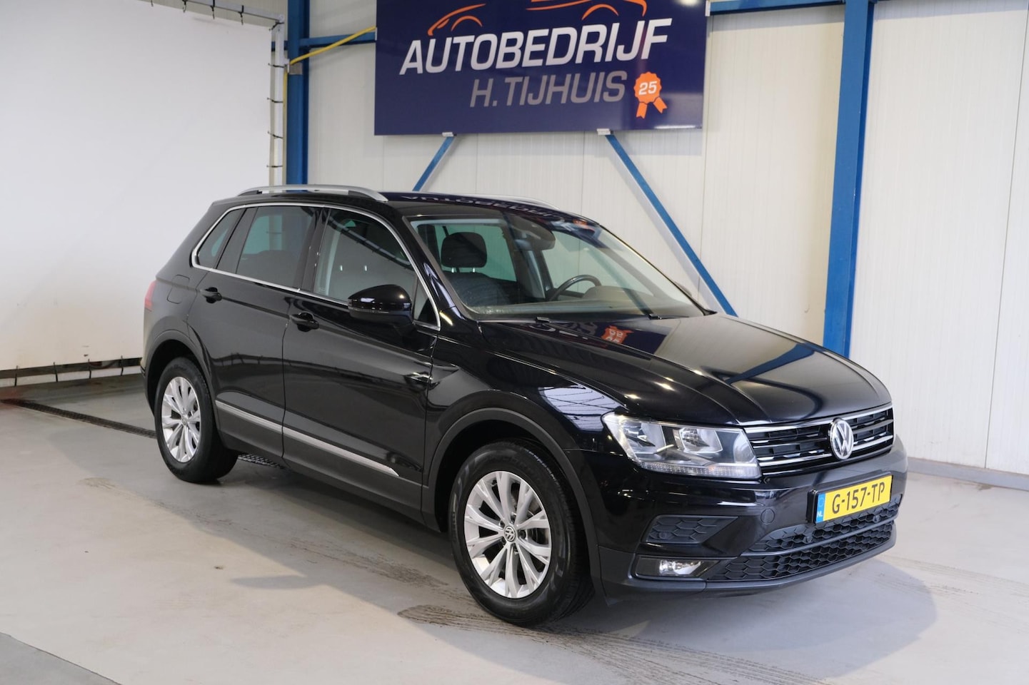 Volkswagen Tiguan - 1.5 TSI Comfortline Business - N.A.P. Airco, Cruise, Navi, PDC. - AutoWereld.nl